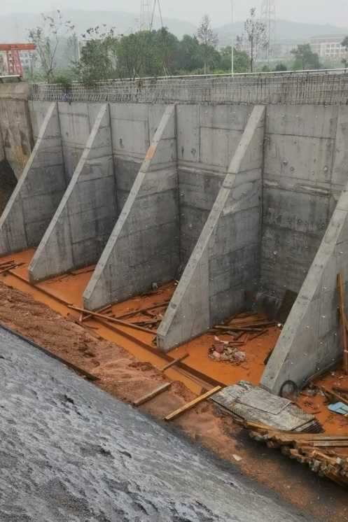 南京浦口区锚杆式挡土墙